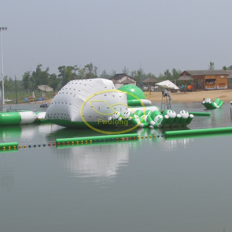 Inflatable Water Ice Berg